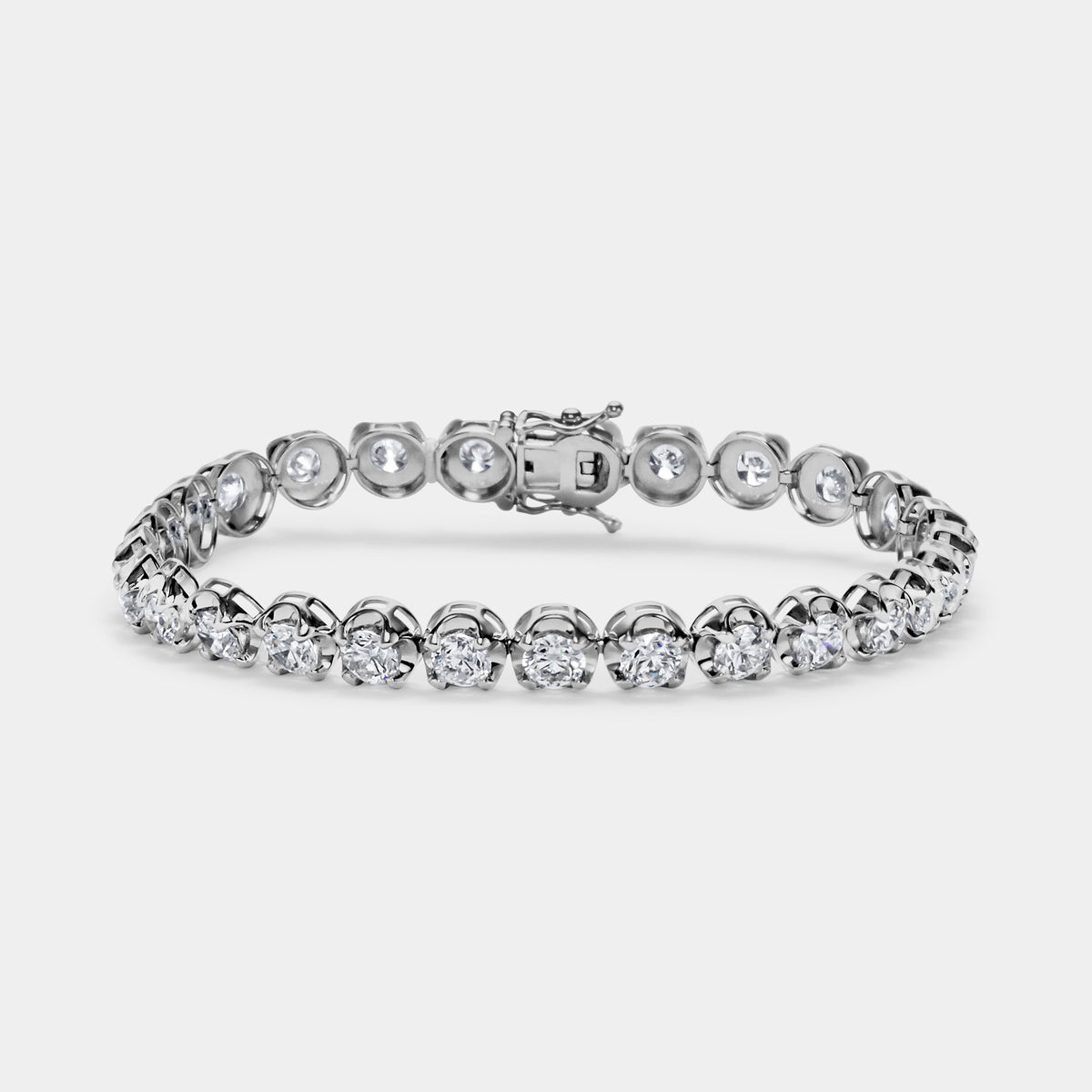 14K White Gold Crown Tennis Bracelet 9 CTW