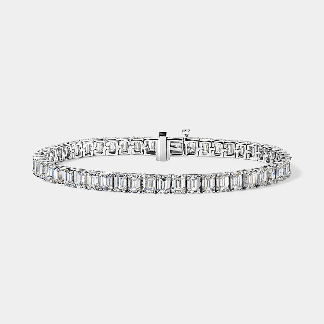 14K White Gold Emerald Tennis Bracelet 12 CTW