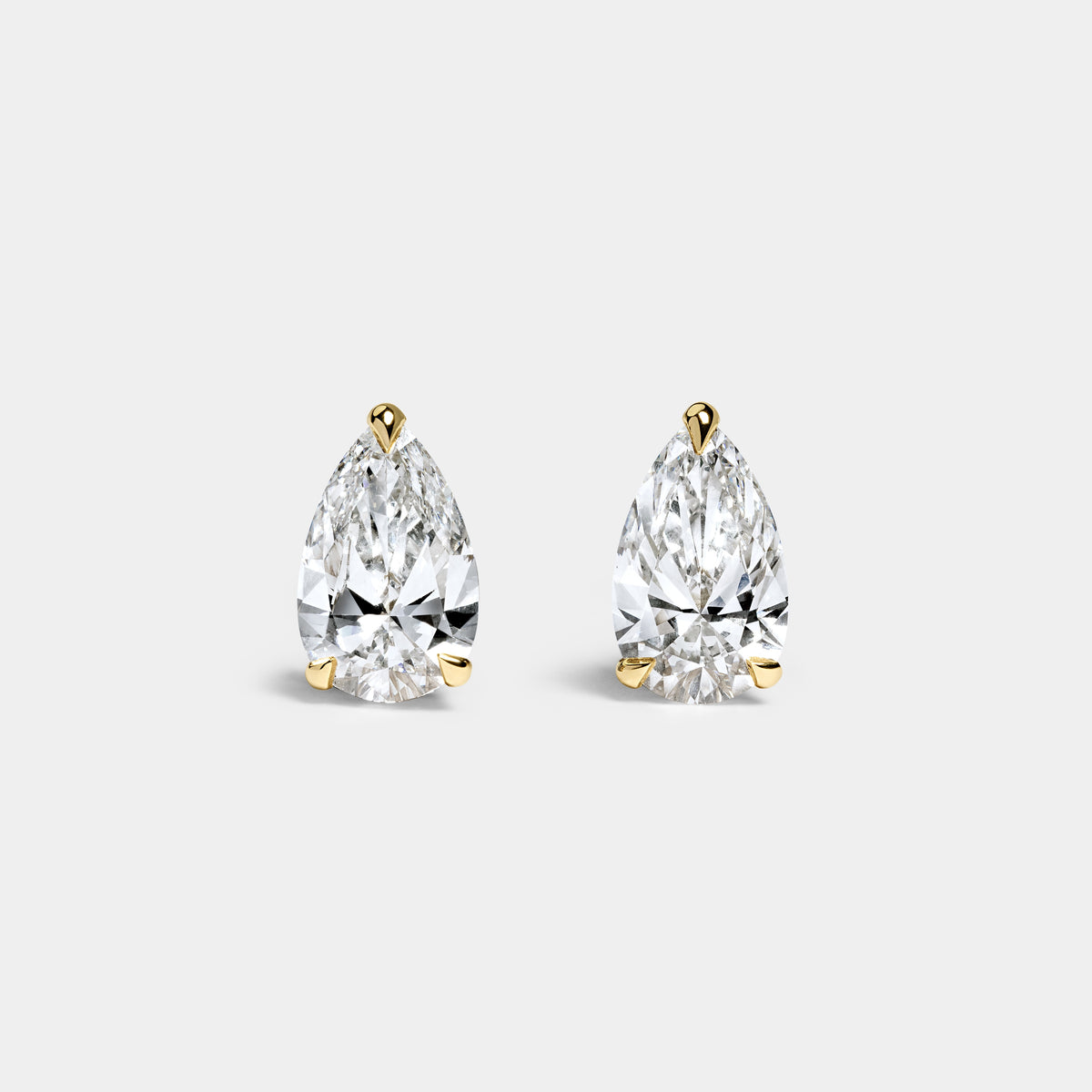 14K Yellow Gold Pear Studs 9 CTW