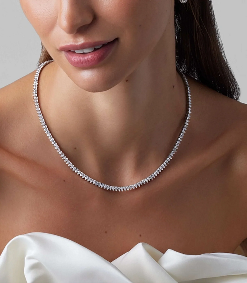 Necklaces & Pendants