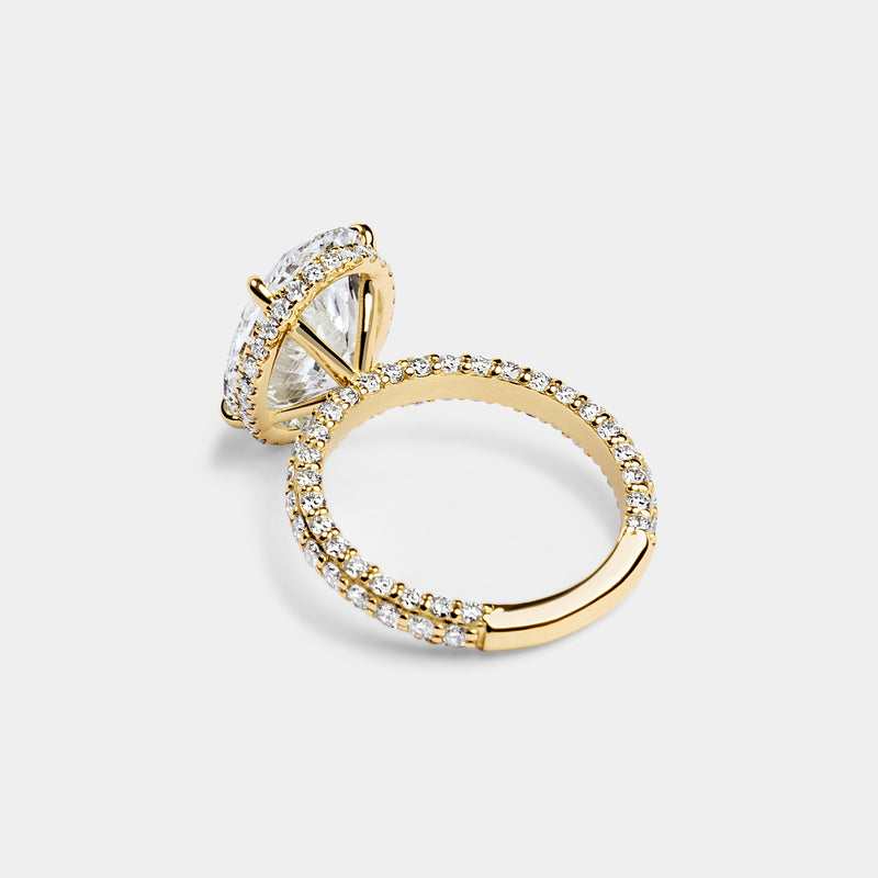 OVAL CUT ENGAGEMENT RING WITH diamond pavé — 4
