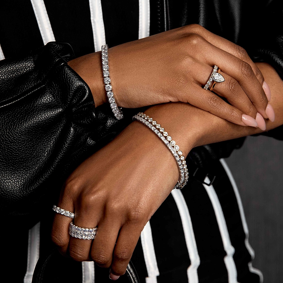 picture 14K White Gold Emerald Tennis Bracelet 5 CTW