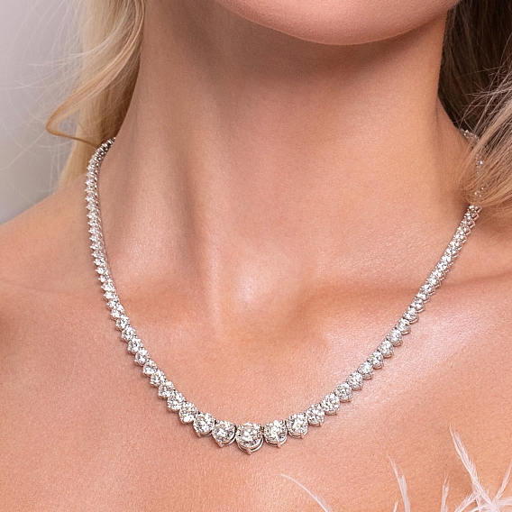 14K White Gold Graduating Necklace 17 CTW...