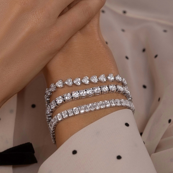 14K White Gold Emerald Tennis Bracelet 12 CTW...