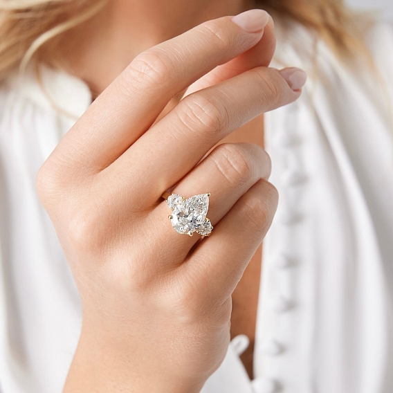 Pear CUT ENGAGEMENT RING WITH hearts