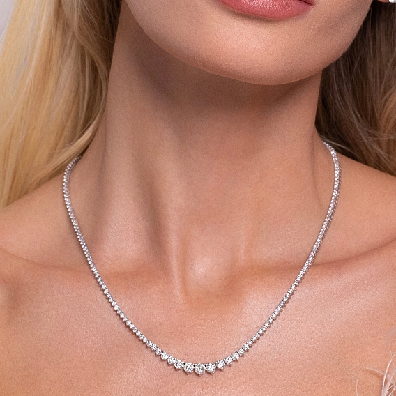 14K White Gold Graduating Necklace 17 CTW...