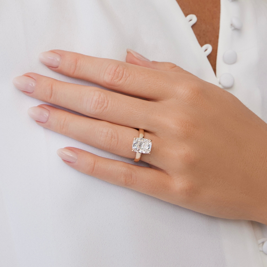 picture CUSHION CUT ENGAGEMENT RING